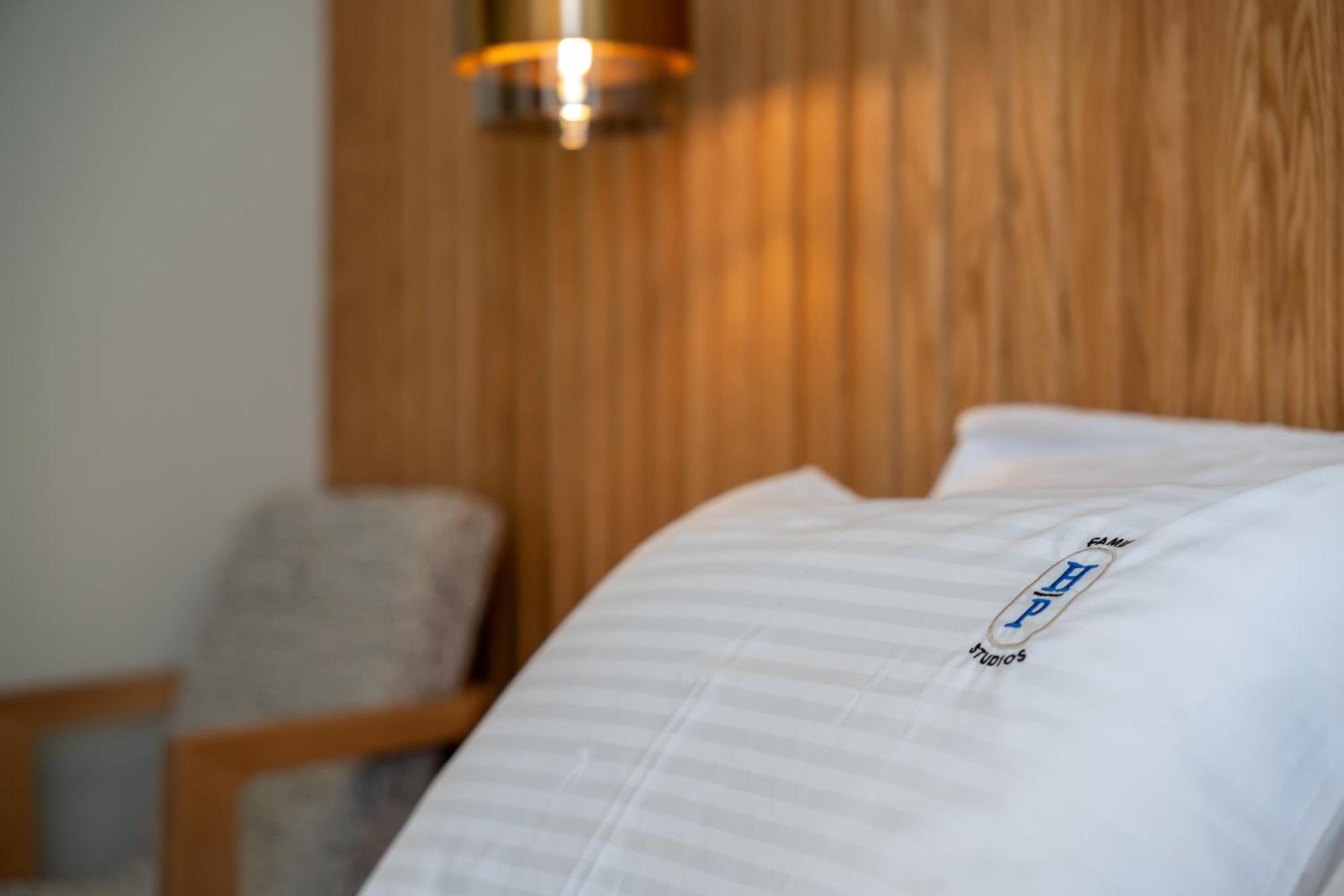 נאוס מרמרס Hp Family Suites חדר תמונה